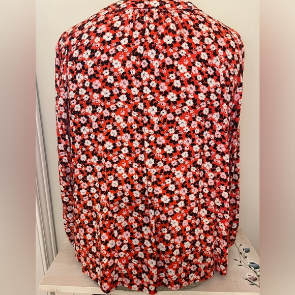 Old Navy Floral Blouse - Red and White - Picture 2 of 7